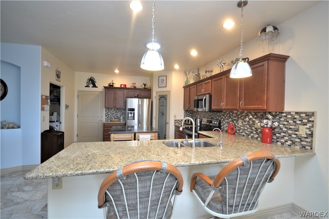 3259 Motherload Road Kingman, AZ 86401 - Photo 9 of 38 Gallery Image 9