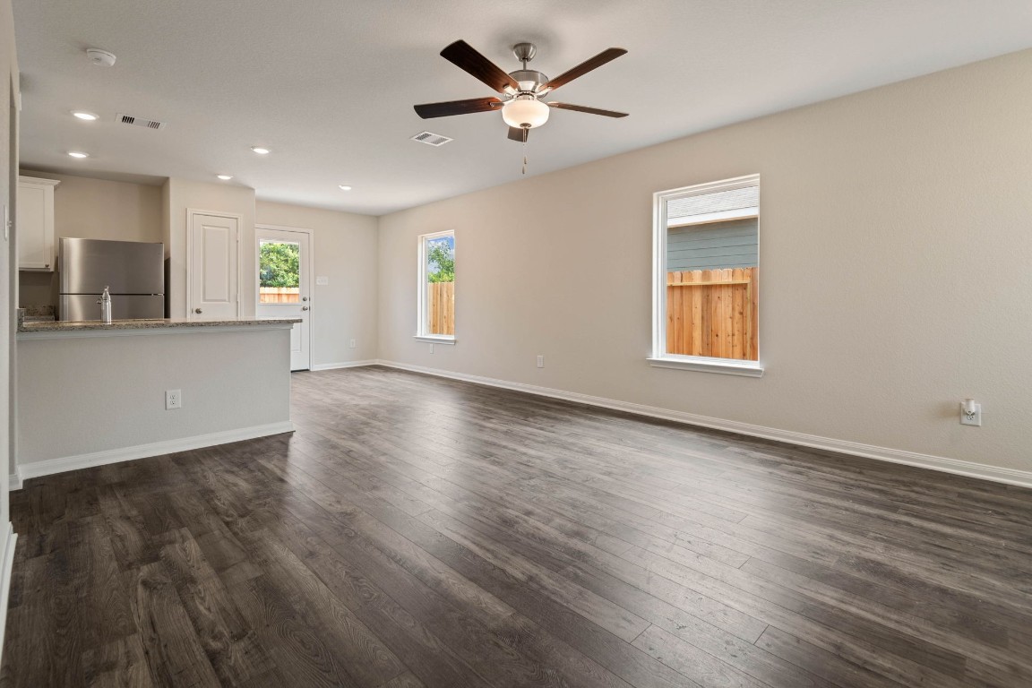 372 Fastboy Lane Waller, TX 77484 - Photo 3 of 7