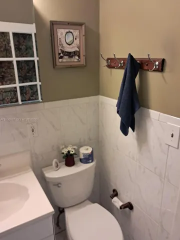 $3,400 | 229 Northwest 85th Court, Miami, FL 33126