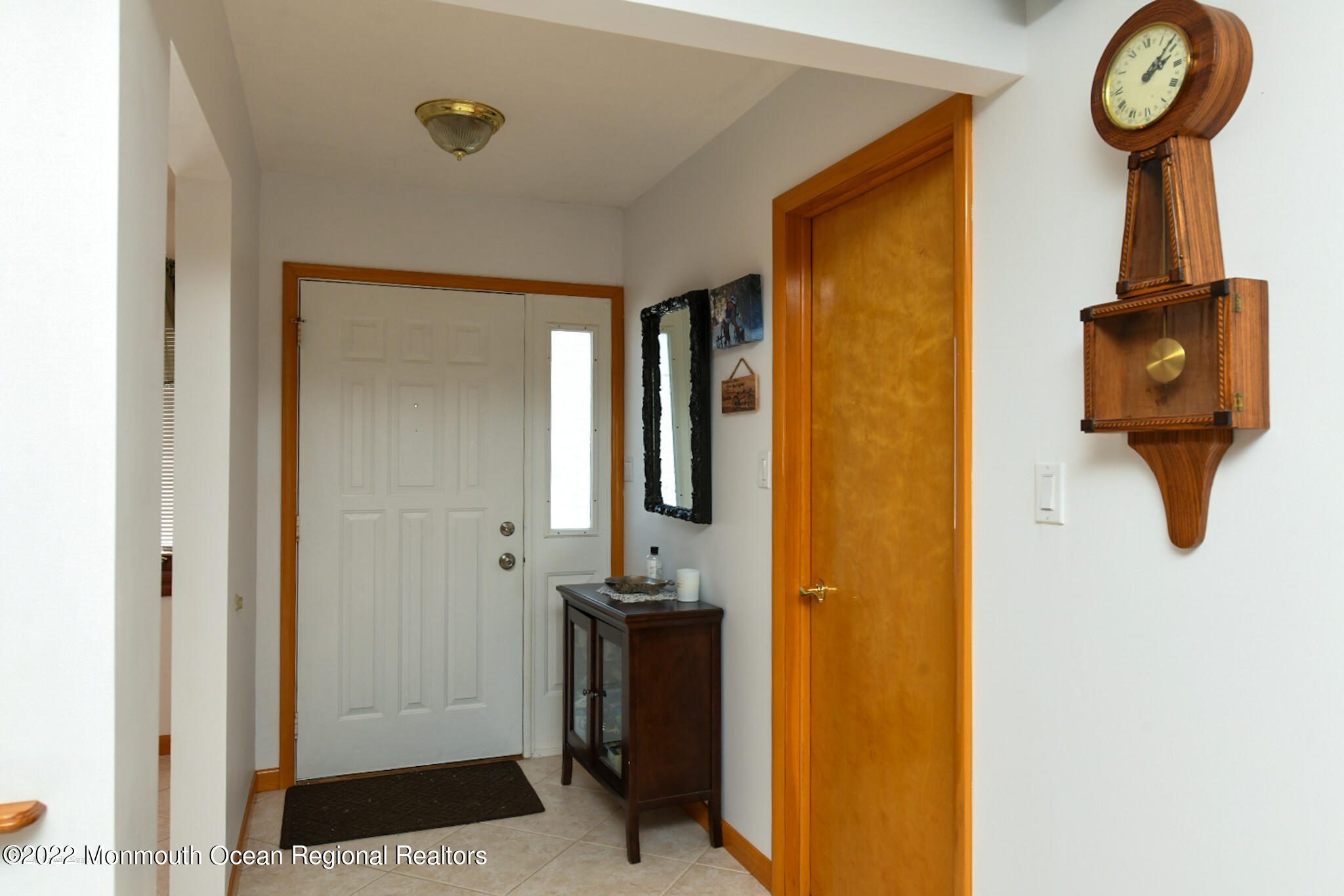 30 Long Road Freehold, NJ 07728 - Photo 2 of 14 30 Long foyer