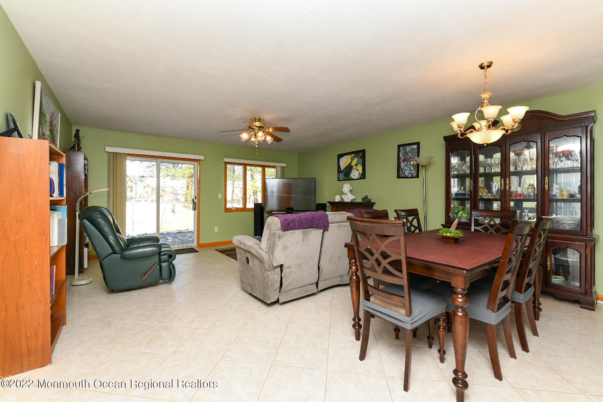 30 Long Road Freehold, NJ 07728 - Photo 5 of 14 30 Long diningroom area