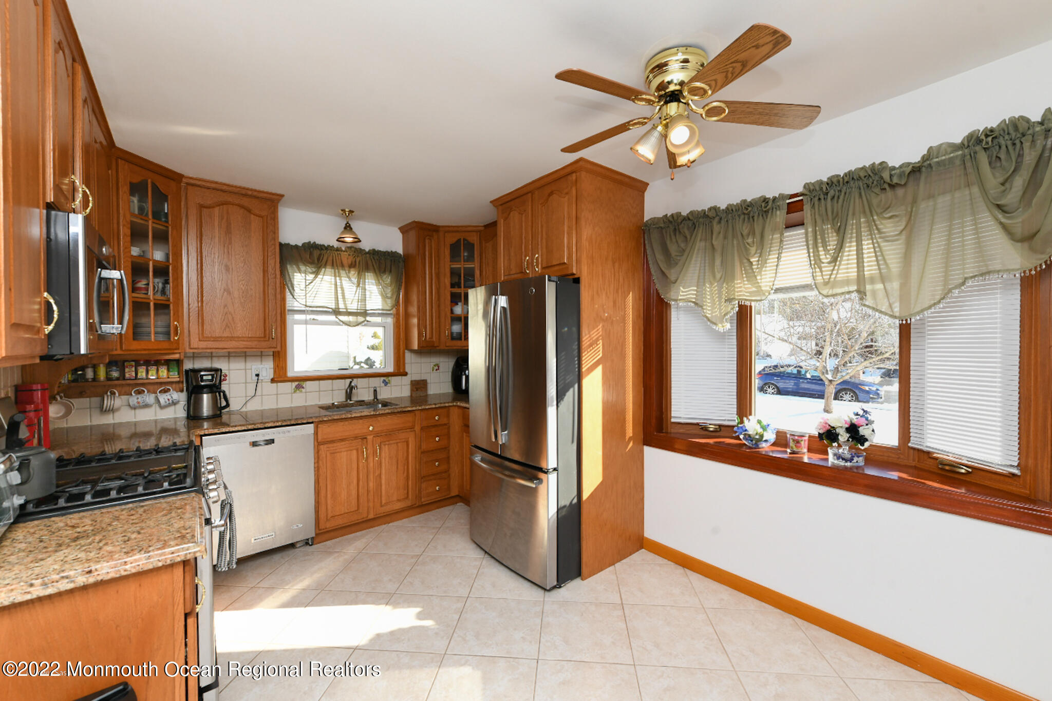 30 Long Road Freehold, NJ 07728 - Photo 6 of 14 30 Long eat in kitchen