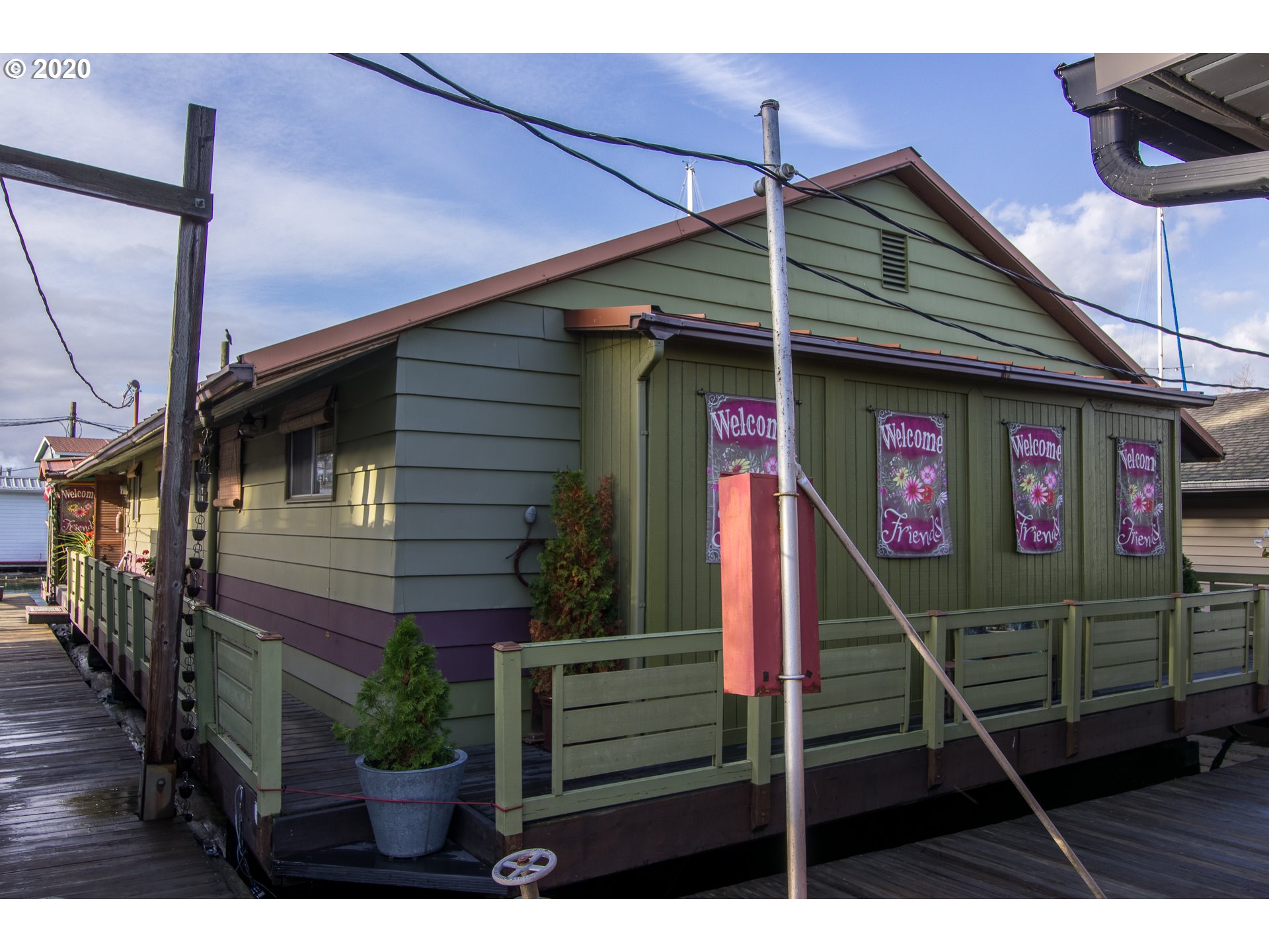 501 Northeast Bridgeton Road, Unit 3 Portland, OR 97211 - Photo 3 of 28 Gallery Image 3
