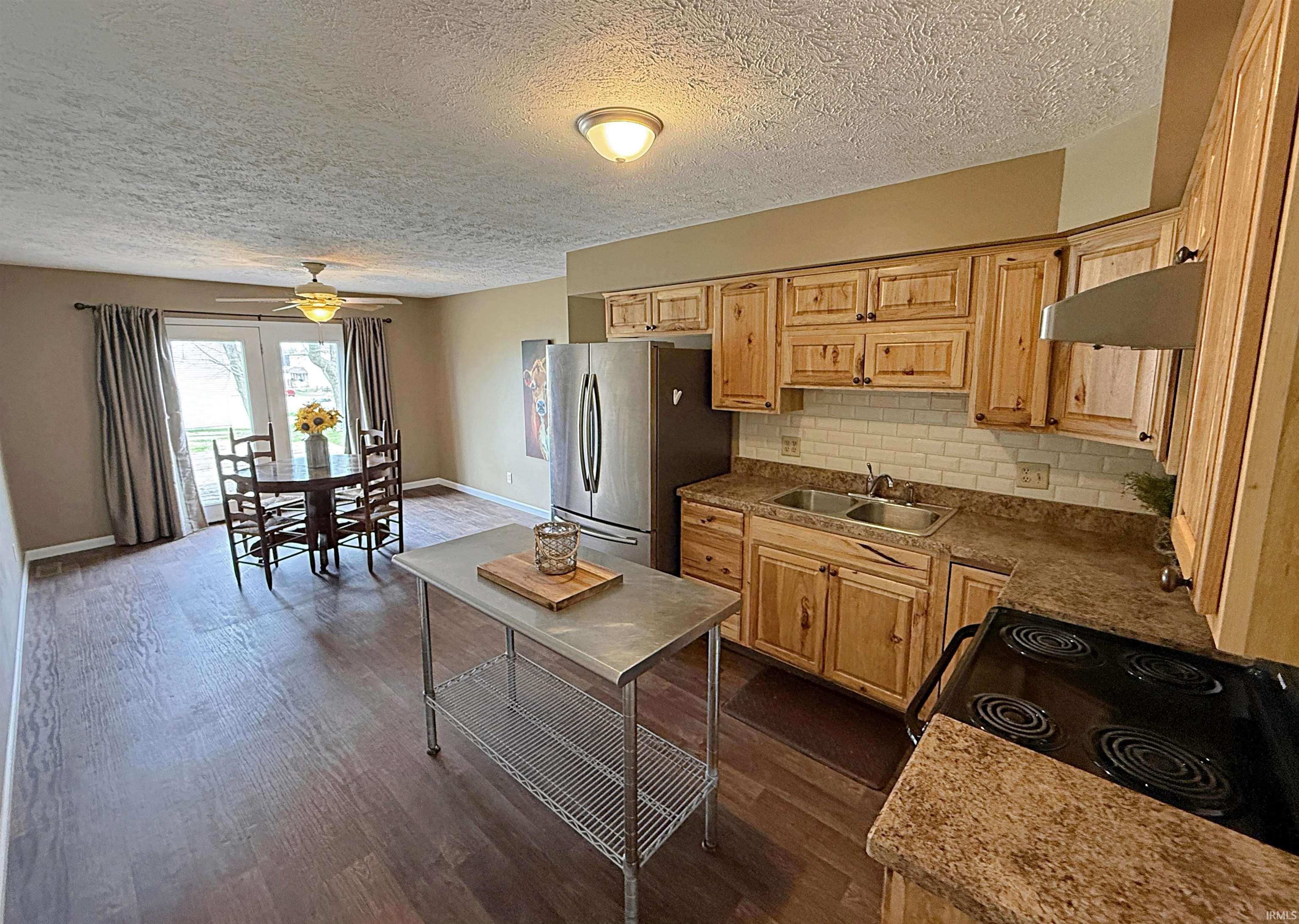 102 Sycamore Street Washington, IN 47501 - Photo 6 of 18