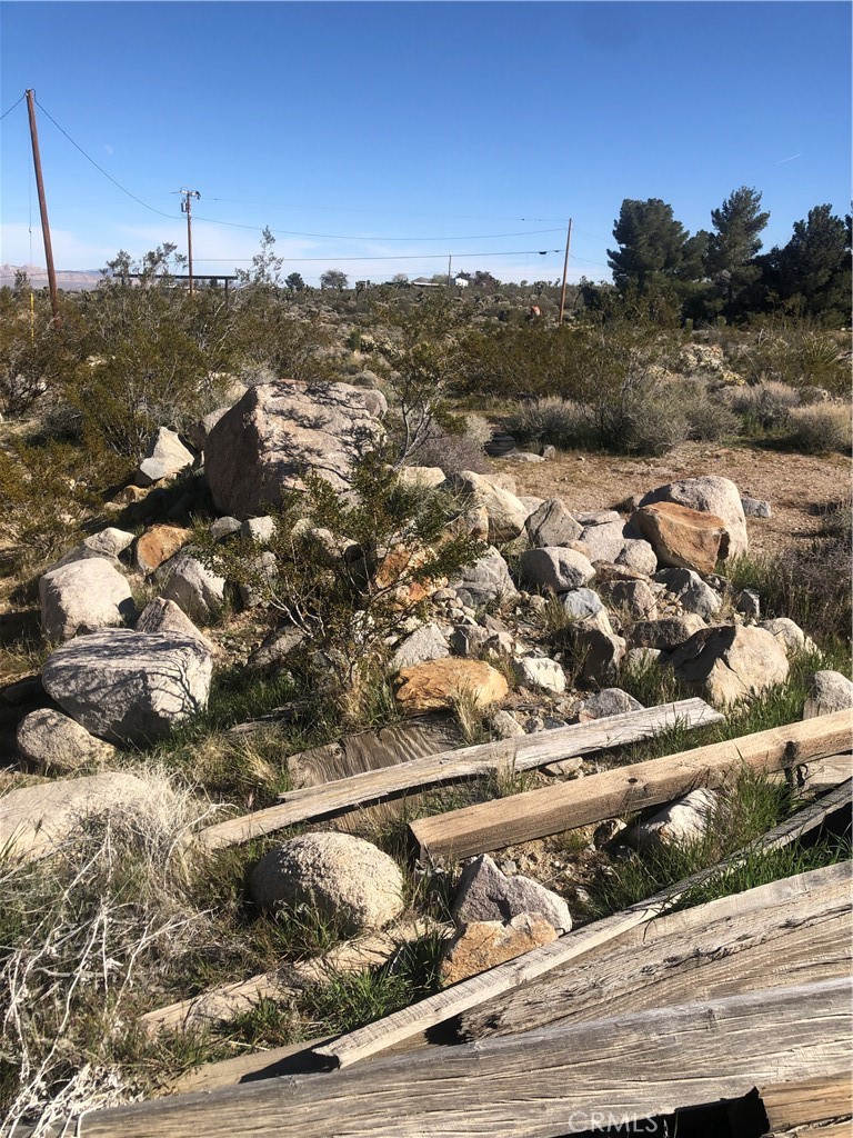 31875 Sapphire Road Lucerne Valley, CA 92356 - Photo 24 of 34