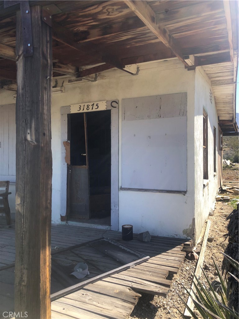 31875 Sapphire Road Lucerne Valley, CA 92356 - Photo 9 of 34