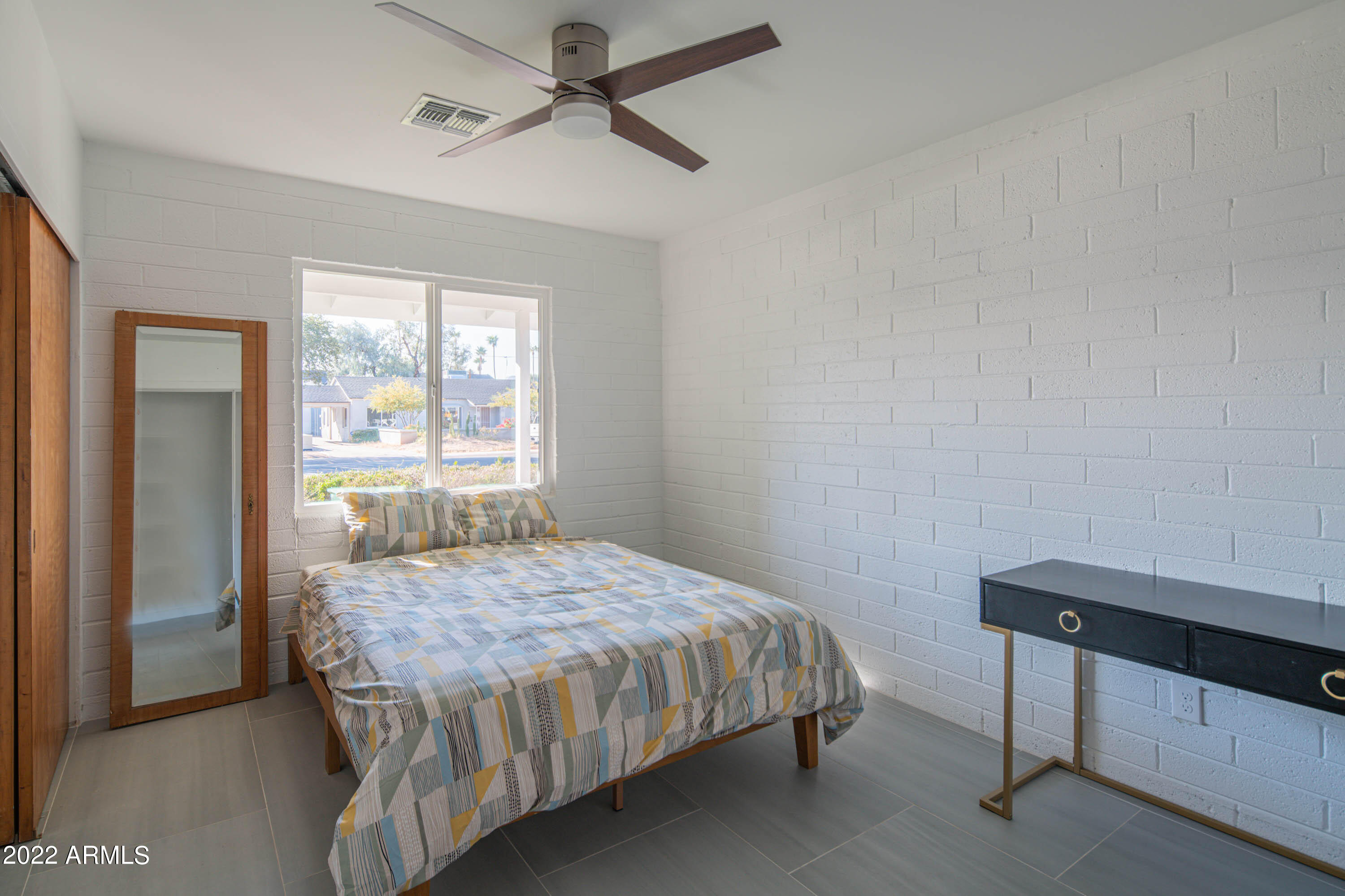 536 East Cheery Lynn Road Phoenix, AZ 85014 - Photo 21 of 35 Bedroom