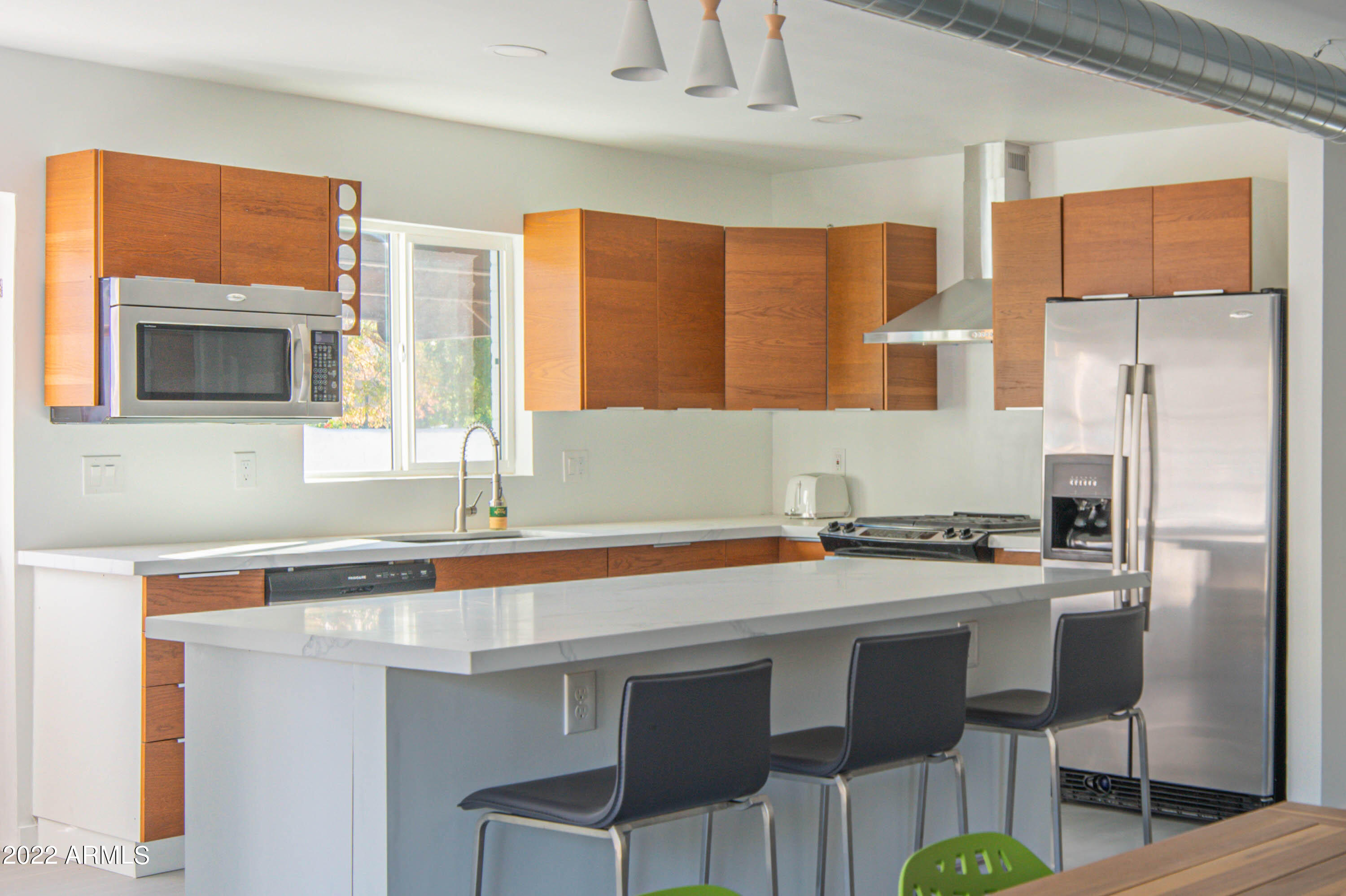 536 East Cheery Lynn Road Phoenix, AZ 85014 - Photo 6 of 35 Kitchen 6