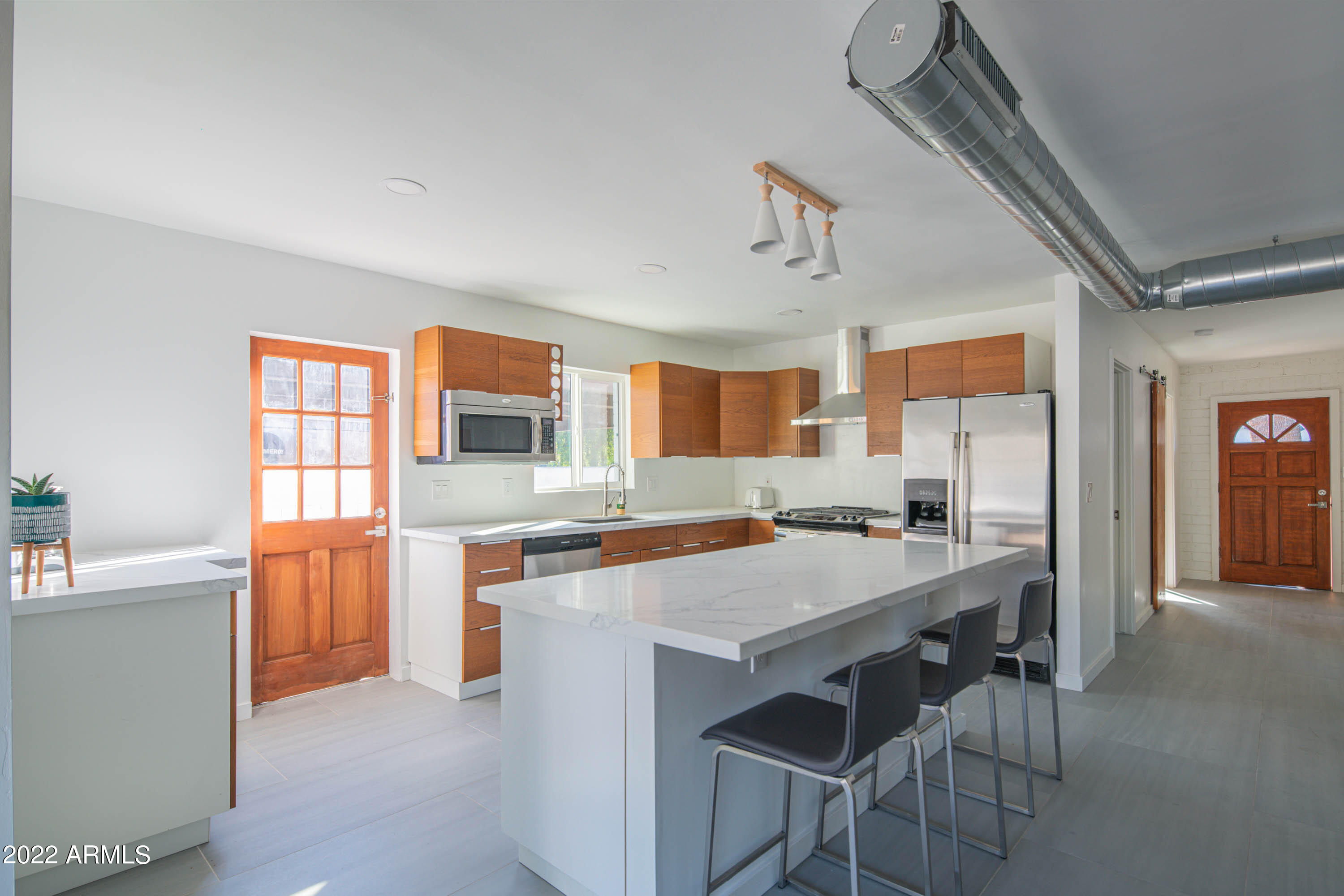 536 East Cheery Lynn Road Phoenix, AZ 85014 - Photo 8 of 35 Kitchen 8