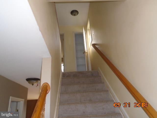 432 Salisbury Road Edgewater, MD 21037 - Photo 5 of 8 a view of entryway