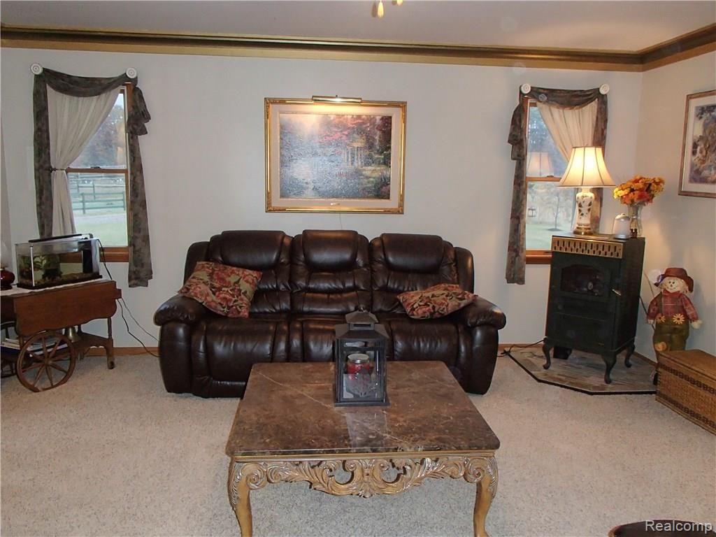 4101 East Clyde Road Howell, MI 48855 - Photo 4 of 44