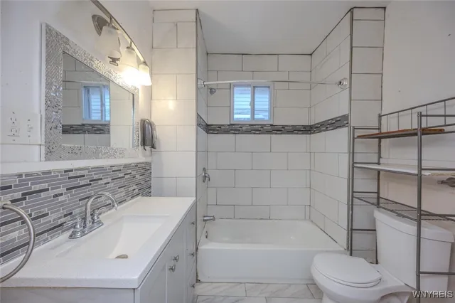 $1,300 | 62 Sweet Avenue, Buffalo, NY 14212