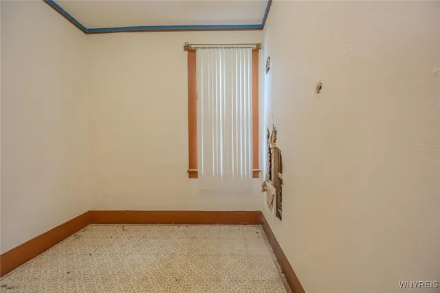 $1,300 | 62 Sweet Avenue, Buffalo, NY 14212