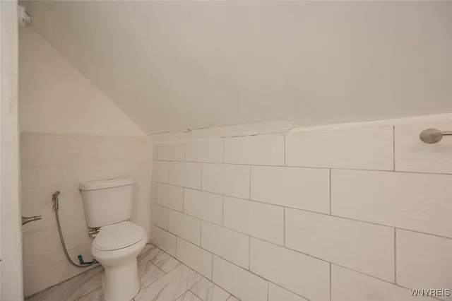 $1,300 | 62 Sweet Avenue, Buffalo, NY 14212