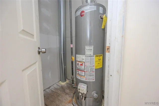 $1,300 | 62 Sweet Avenue, Buffalo, NY 14212