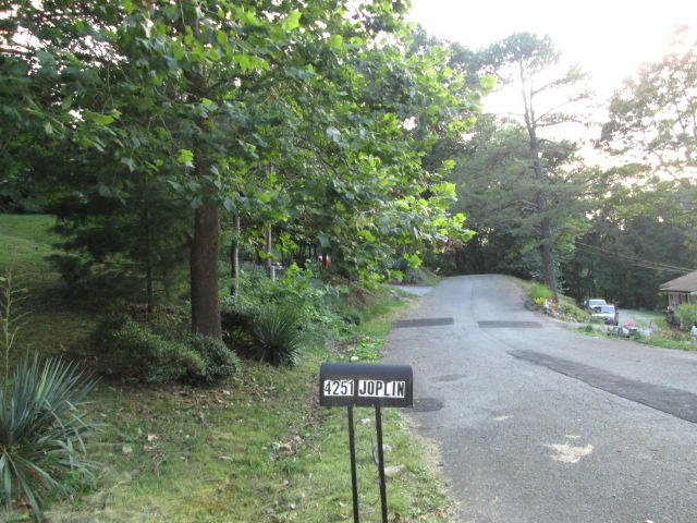 4251 Joplin Road Southwest Roanoke, VA 24014 - Photo 3 of 19 IMG_4454
