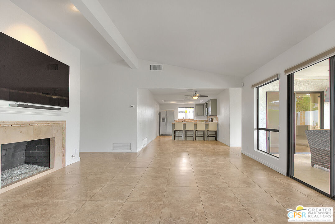 45700 Mountain View Avenue Palm Desert, CA 92260 - Photo 12 of 65