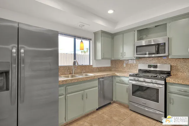 $825,000 | 45700 Mountain View Avenue, Palm Desert, CA 92260