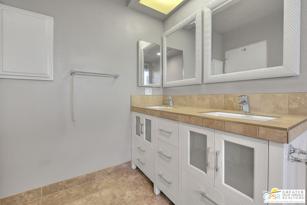 45700 Mountain View Avenue Palm Desert, CA 92260 - Photo 32 of 65