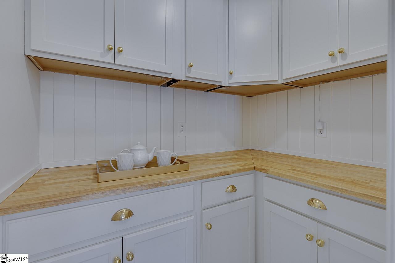 205 Hammett Road Greer, SC 29650 - Photo 15 of 30