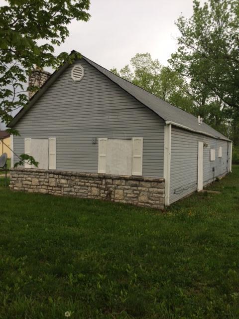 1324 Hart Road Columbus, OH 43223 - Photo 1 of 9