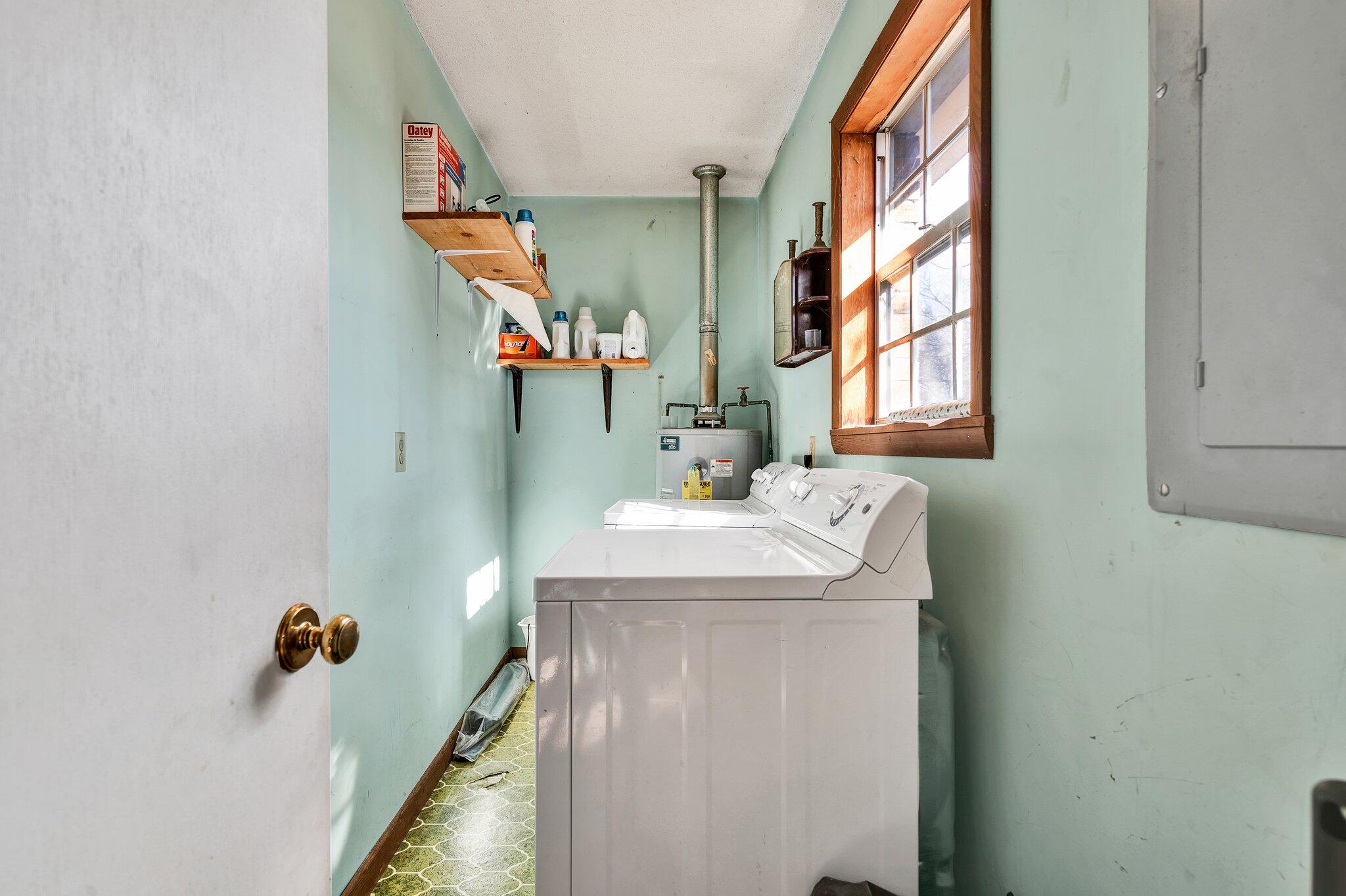 385 Chestnut Street Spring City, TN 37381 - Photo 8 of 19 24-web-or-mls-DSC06760