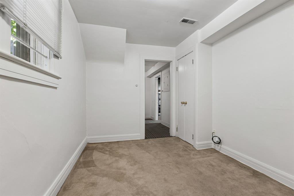1247 Murdoch Road Pittsburgh, PA 15217 - Photo 31 of 36