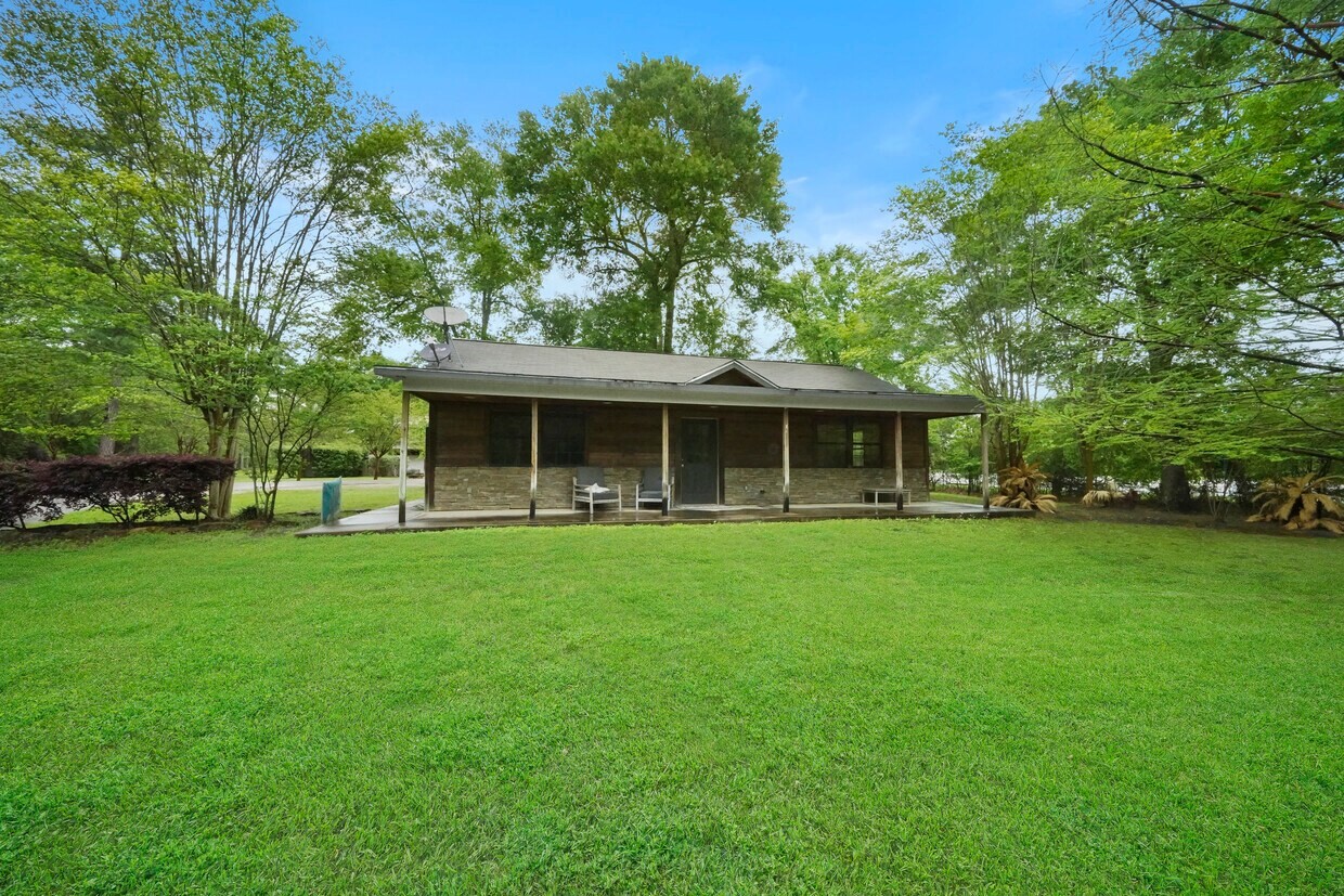 25566 Bradbury Road Hockley, TX 77447 - Photo 3 of 37 Groom's cabin 960 SF