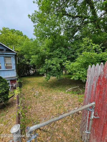 $110,000 | 169 10th Street, Troy, NY 12180