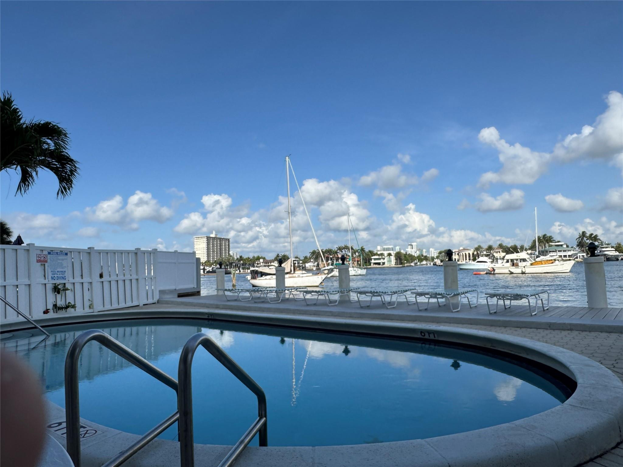 95 North Birch Road, Unit 301 Fort Lauderdale, FL 33304 - Photo 25 of 54 Photo 25