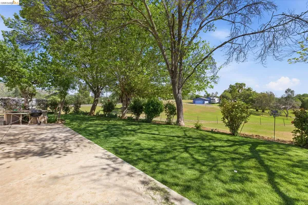 $410,000 | 3045 Salmon Road, Copperopolis, CA 95228