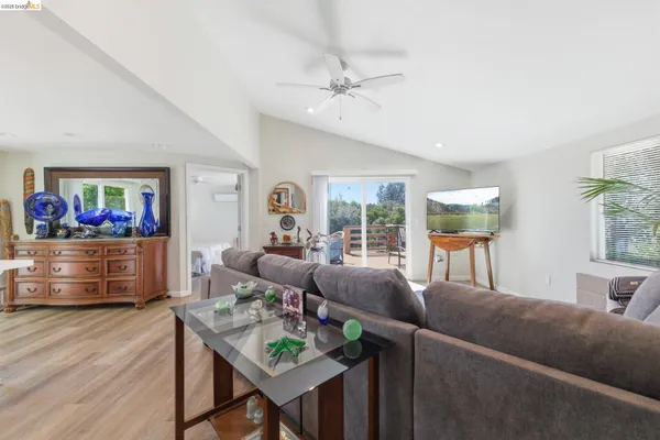 $410,000 | 3045 Salmon Road, Copperopolis, CA 95228