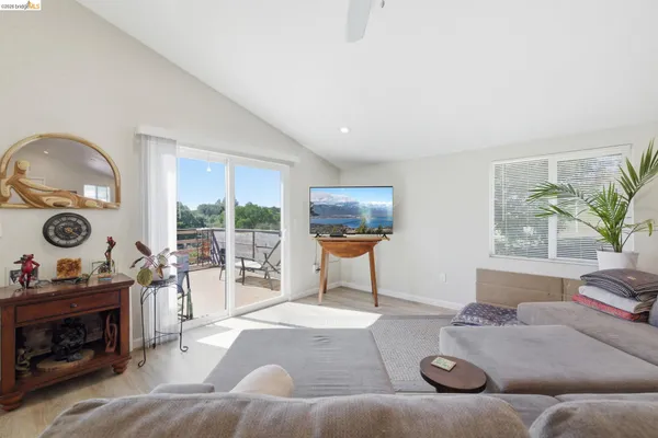 $410,000 | 3045 Salmon Road, Copperopolis, CA 95228