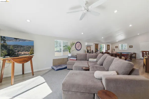 $410,000 | 3045 Salmon Road, Copperopolis, CA 95228