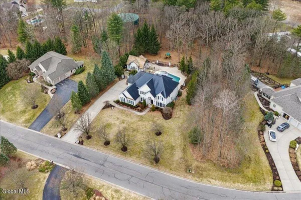 $689,999 | 1012 Gabriella Avenue, Union, NY 13760