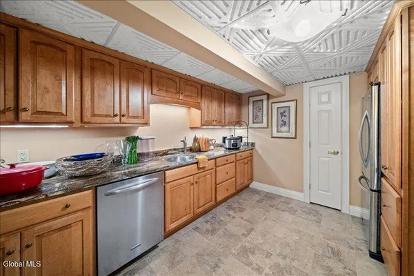 $689,999 | 1012 Gabriella Avenue, Union, NY 13760