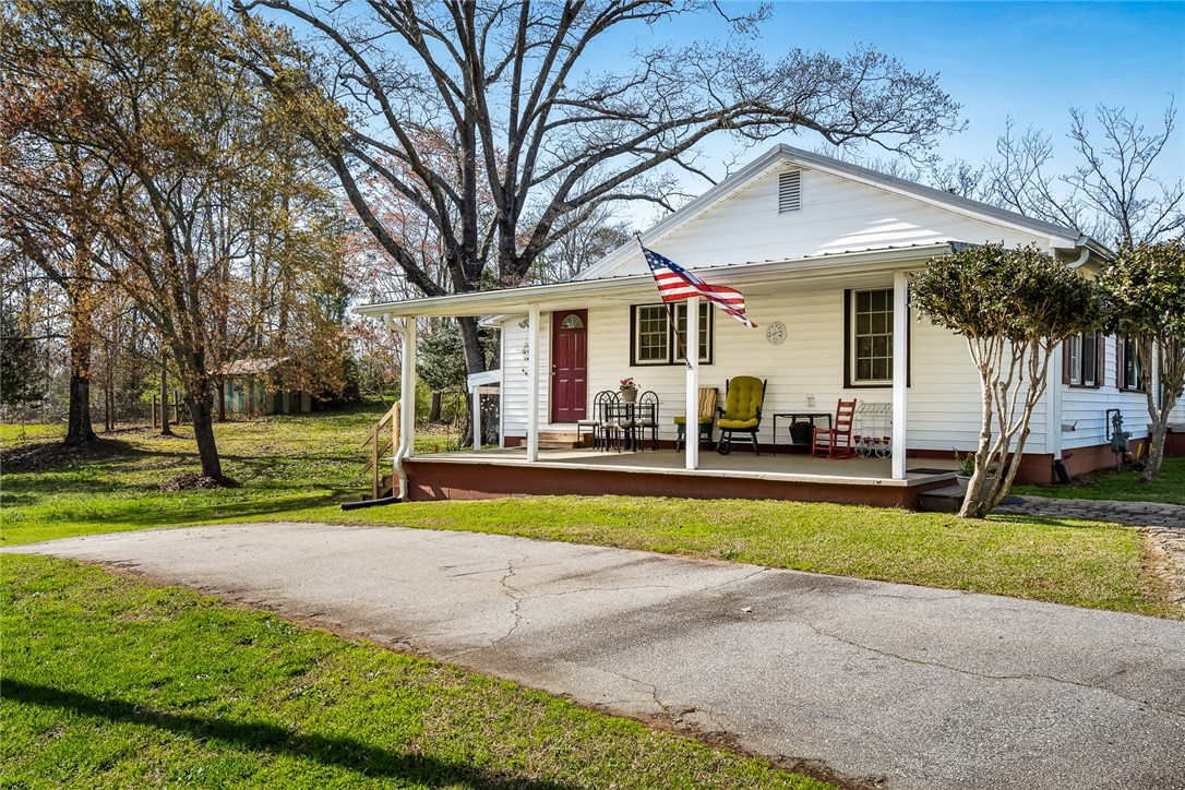 131 Carson Road Seneca, SC 29678 - Photo 21 of 30 Gallery Image 21