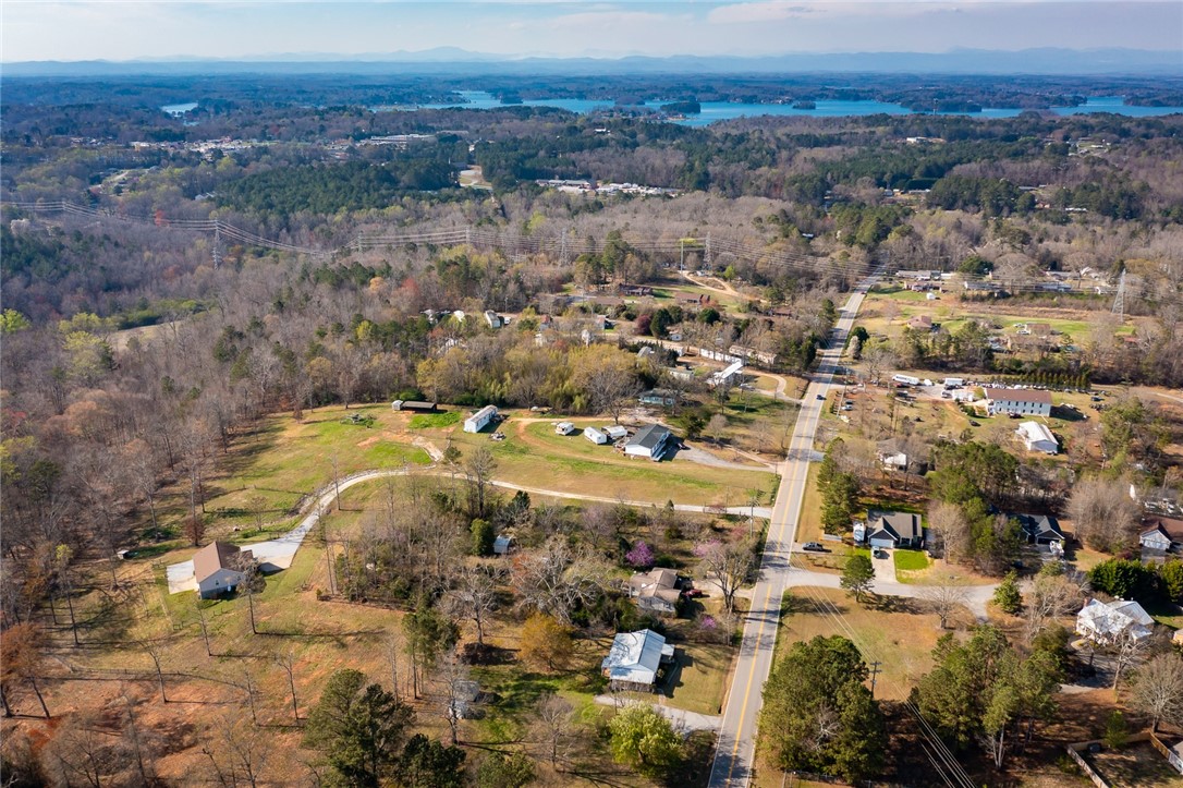 131 Carson Road Seneca, SC 29678 - Photo 27 of 30 Gallery Image 27