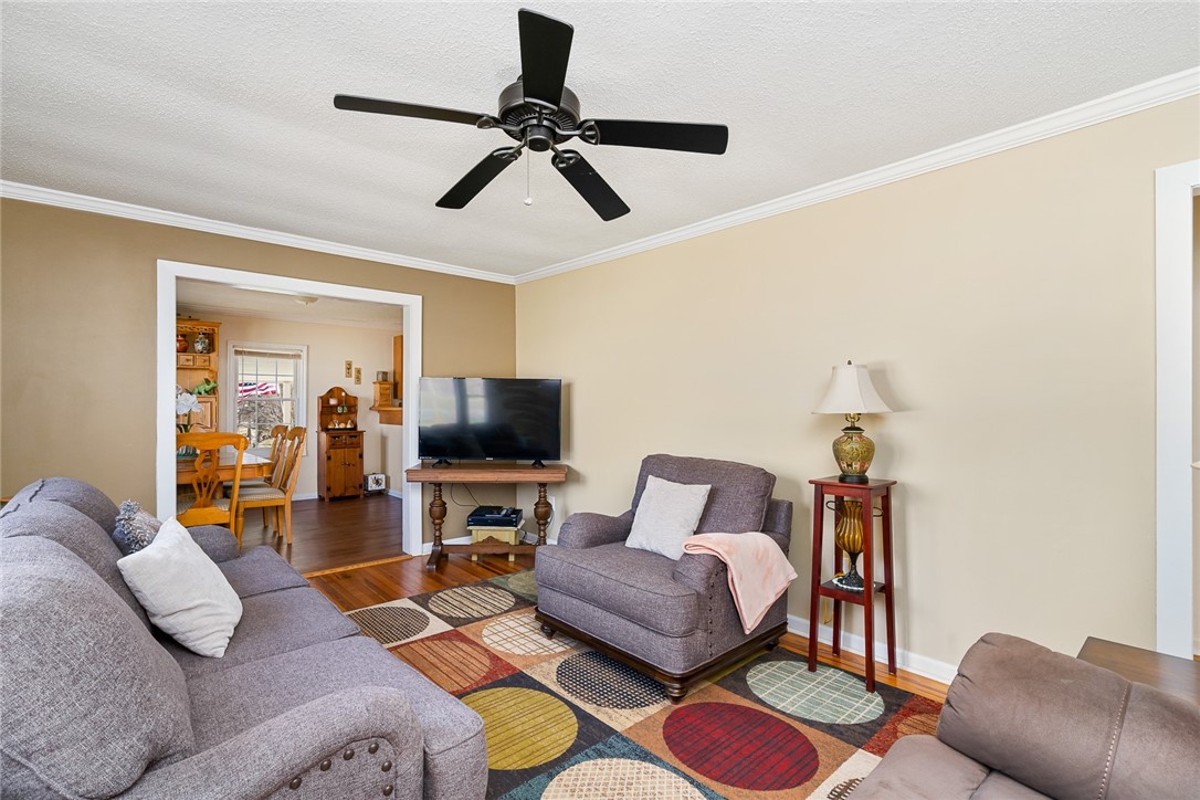 131 Carson Road Seneca, SC 29678 - Photo 5 of 30 Gallery Image 5