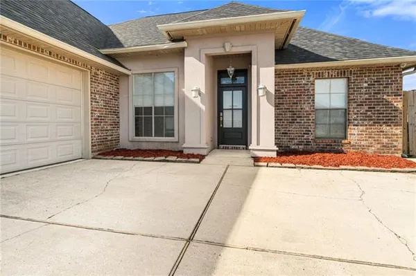 $360,000 | 114 Gloria Court, Montz, LA 70068