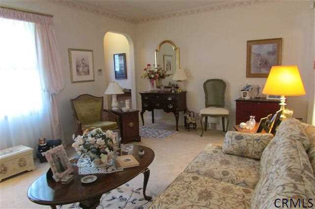 1038 Riggi Avenue Rotterdam, NY 12303 - Photo 4 of 21 Photo 4