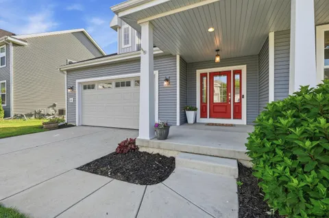 $590,000 | 5326 North Peninsula Way, McFarland, WI 53558