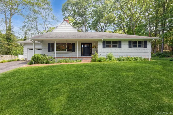 $649,999 | 23 Eastwood Road, Miller Place, NY 11764
