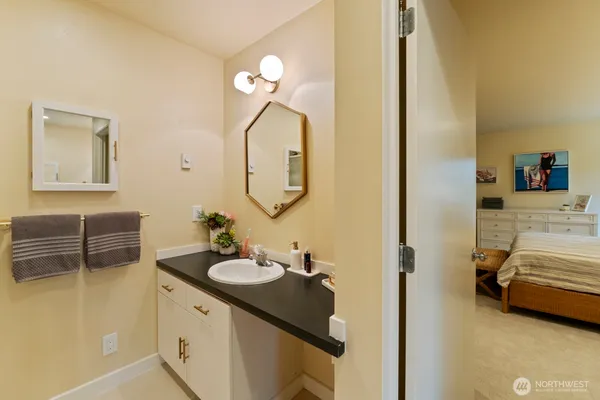 $4,100 | 10368 Northeast Sunrose Lane, Bainbridge Island, WA 98110