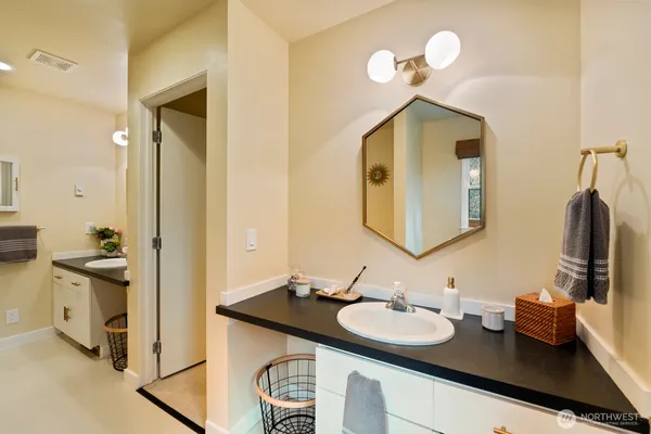 $4,100 | 10368 Northeast Sunrose Lane, Bainbridge Island, WA 98110