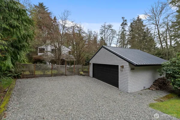 $4,100 | 10368 Northeast Sunrose Lane, Bainbridge Island, WA 98110