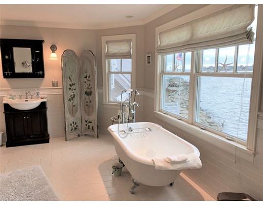 54 Lighthouse Road Scituate, MA 02066 - Photo 20 of 30 a bathroom with a bathtub and a sink