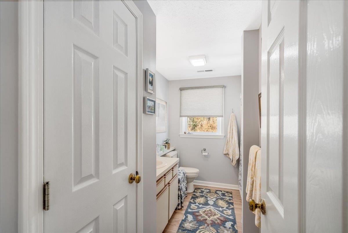 30 Charter Street, Unit 8 Exeter, NH 03833 - Photo 22 of 46