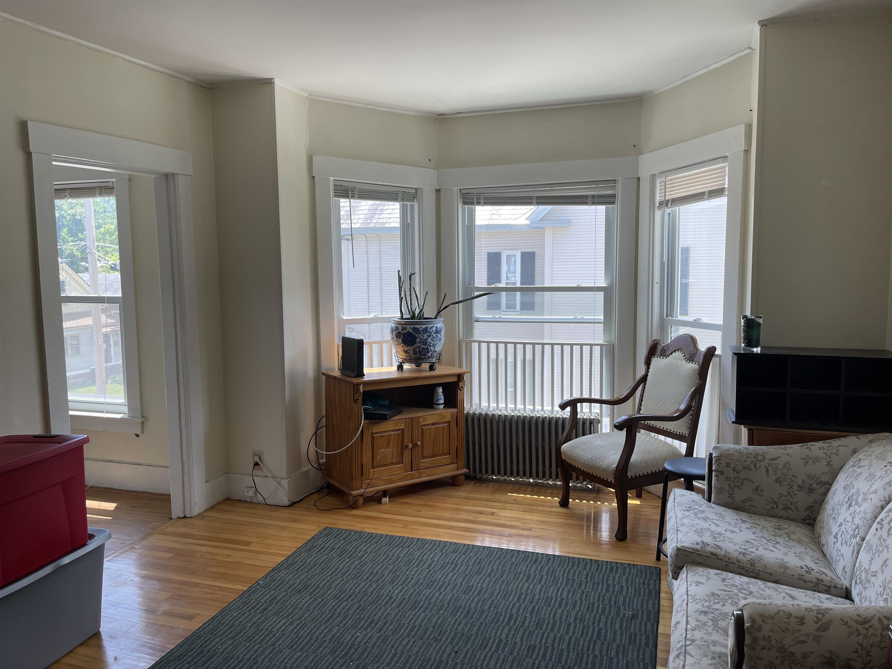 42 Dover Street Keene, NH 03431 - Photo 4 of 10 Gallery Image 4