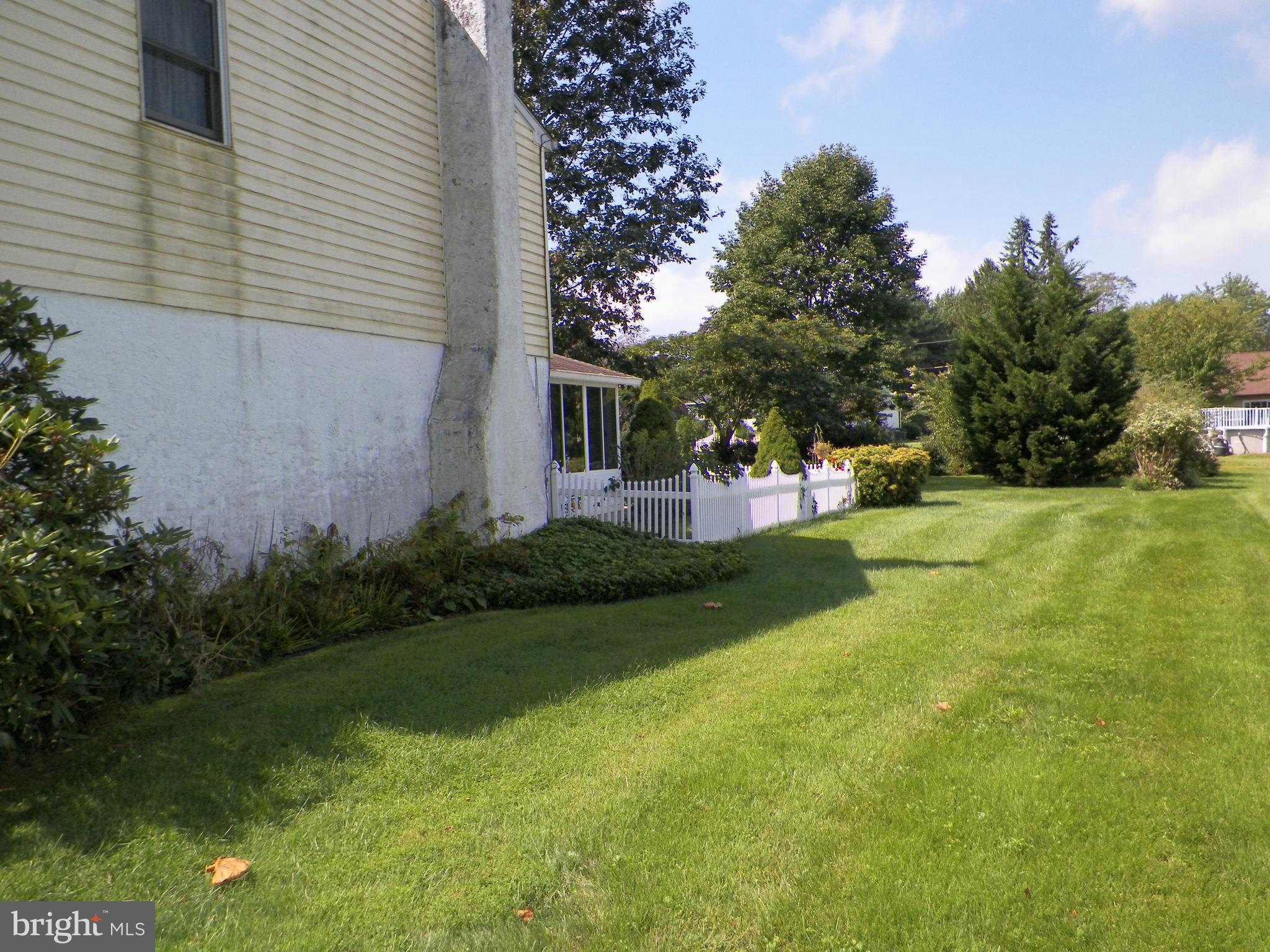 696 Holland Road Southampton, PA 18966 - Photo 18 of 24 Gallery Image 18
